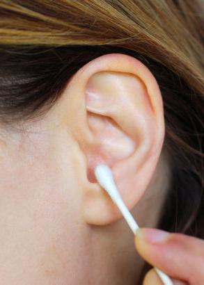 Mit jelent a bal fül viszketése? Kitaláljuk!